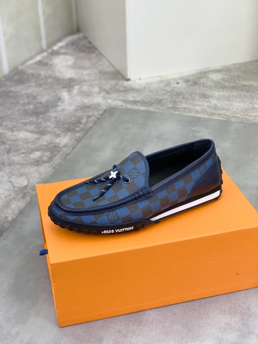 Men's Men's Shoes 💰P640 New Style 💶[LOUIS VUITTON] Water-dyed Niuli Original Order New Style 🍀LV Louis Vuitton *——Top version of LV classic leather shoes! Made of imported original calfskin, original leather side strips and wear-resistant high-end rubber outsole! High quality products! Color: black optional Size: 39-45